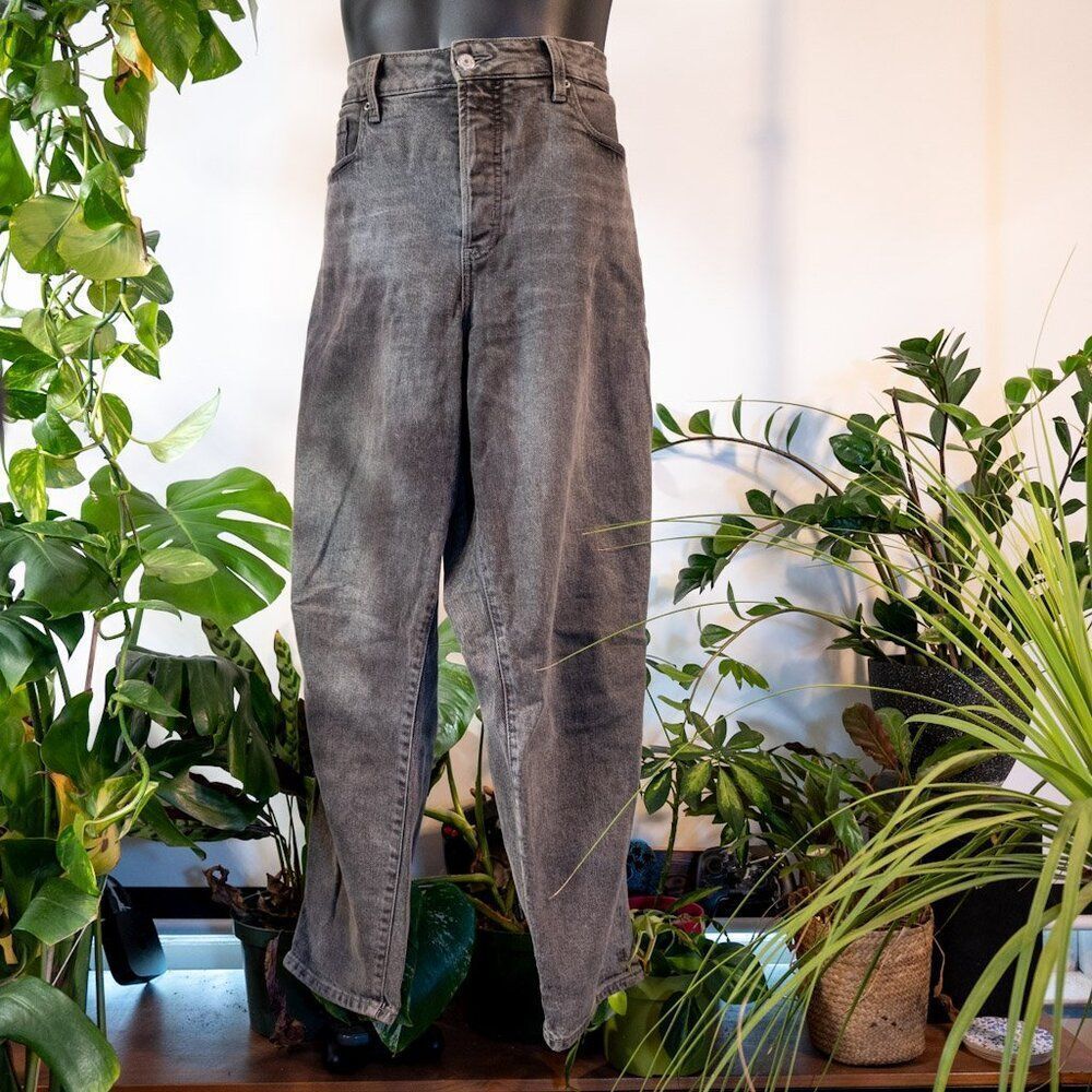 Old Navy O.G. Straight Light Black Denim Jeans, Size 16